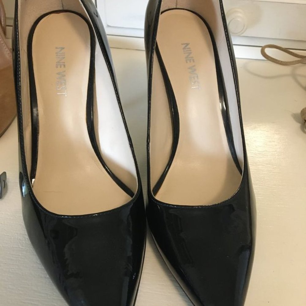 Nine West Leather 3.5in Heels - Pointy Toes - Black - 6.5